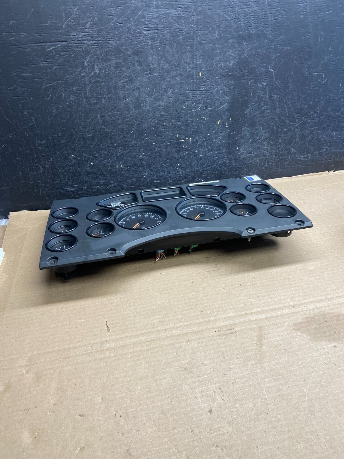 2009 to 2017 Mack CXU613 GU713 Instrument Gauge Cluster A2C53090404 AH13323