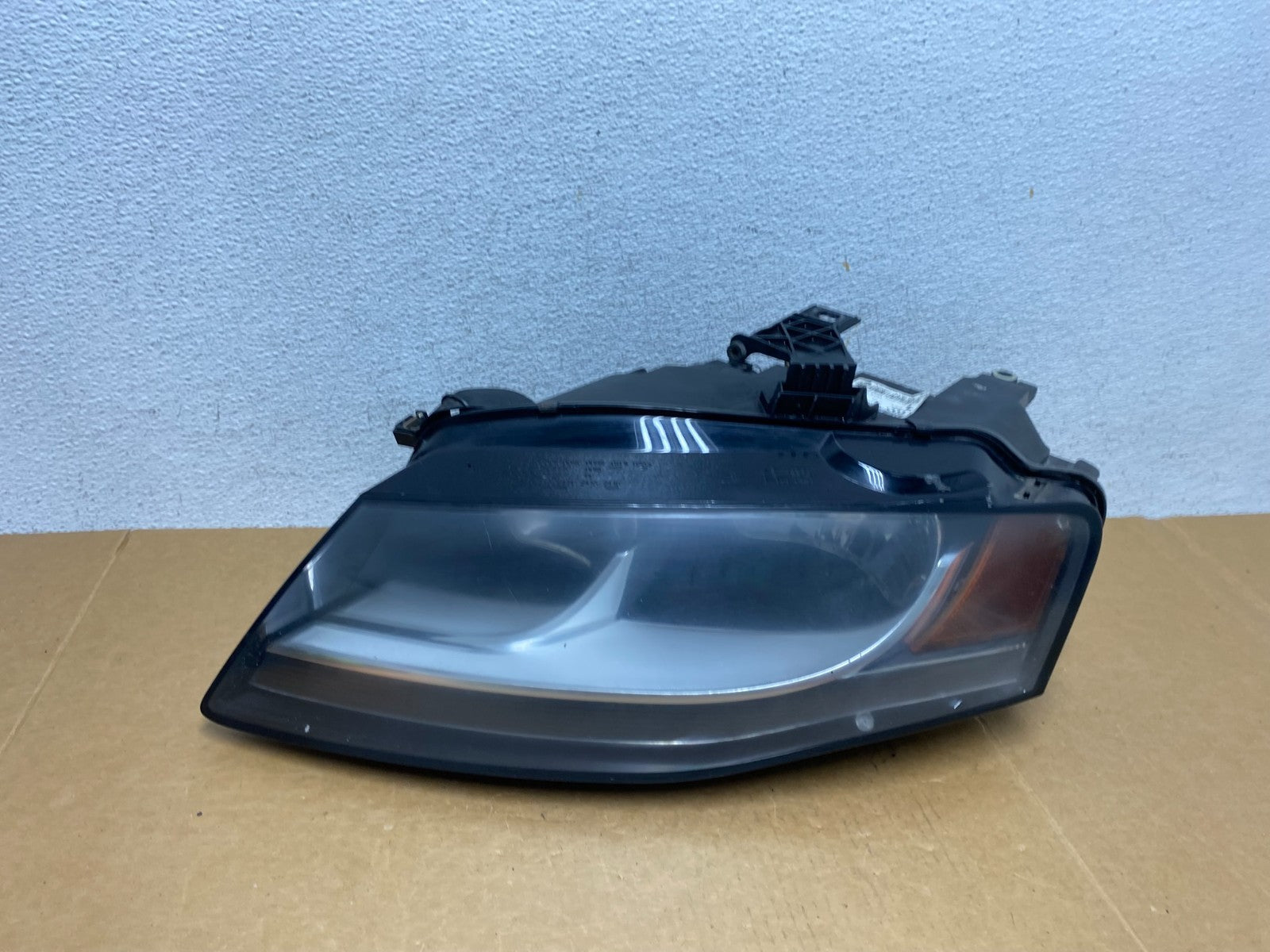 Halogen 2009 to 2012 Audi A4 Left Driver LH Side Headlight AD8946 DW0