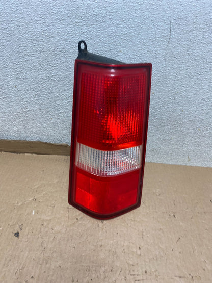 2003 to 2017 Chevrolet Express 1500 Left Driver Side Tail Light Oem U8533 DW0