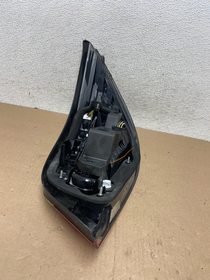 2008 2009 2010 BMW 5 525i 530i Left Driver Lh Tail Side Light AG4625 LK4