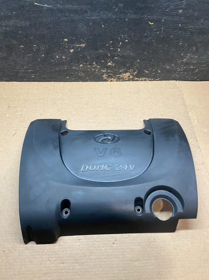 2002 to 2005 Hyundai Sonata 2.4L Engine Trim Cover Oem V7032 DG0