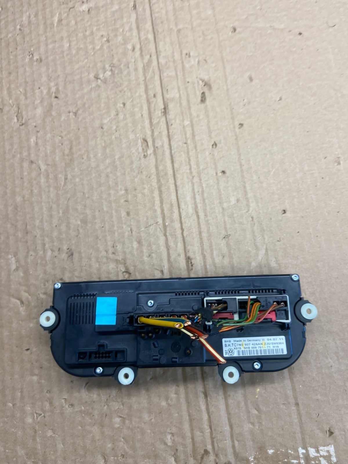 2009 - 2011 Volkswagen CC Center Climate Control Panel AC Heater AF6306 DG3