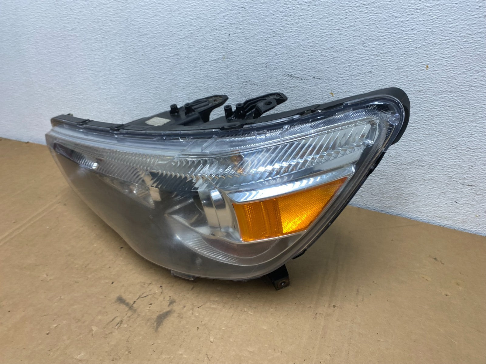 2011 - 2019 Mitsubishi Outlander Sport Left Driver Xenon Headlight AD2758 DW1