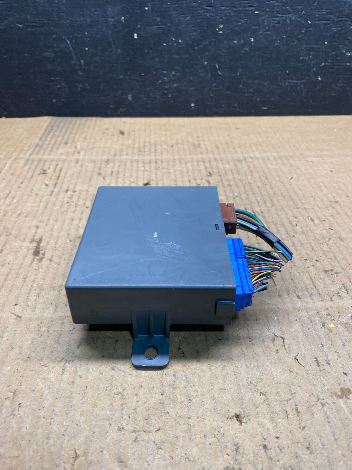 2005 - 2007 Honda Odyssey Rear Left Driver Sliding Door Module n5254 DG3