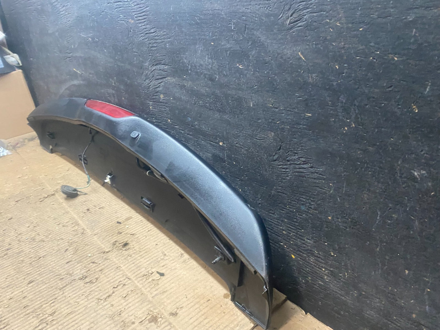 2007 to 2010 Jeep Compass Spoiler 3RD Third Break Light Rear OEM T9730 DG8