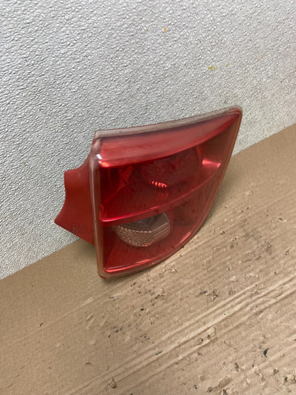 2003 2004 2005 Toyota Celica Right Passenger RH Side Tail Light ab1155 DG2