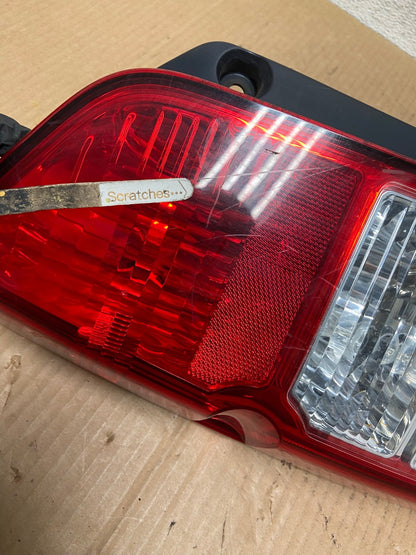 2005 to 2012 Nissan Pathfinder Tail light Left Driver Lh Side AI5867 LK3