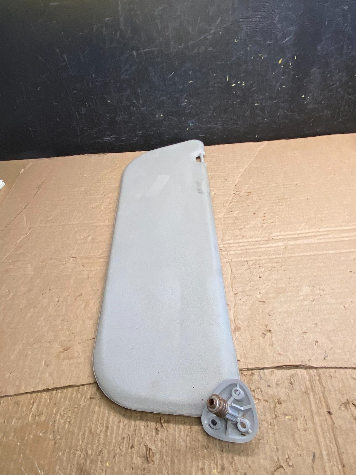1992-2014 Ford Econoline E150 E250 E350 Van Right RH Side Sun Visor AF20701