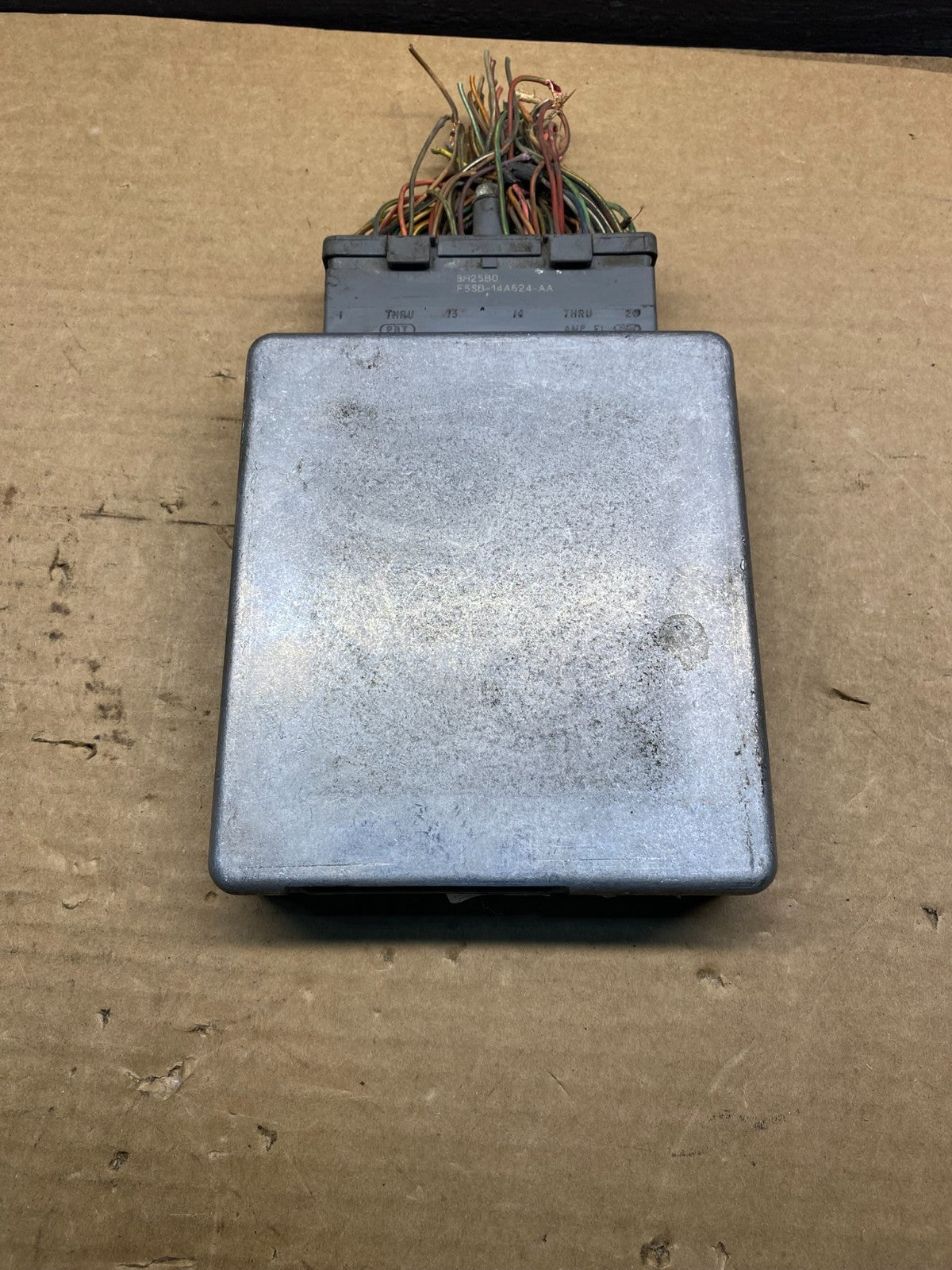 2004 Ford F-series Super Duty 6.8L Engine Computer PCM ECU ac8711 DG0