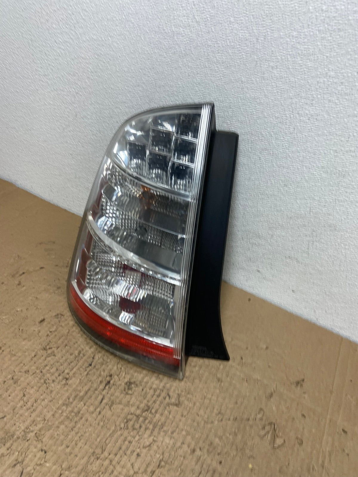 2006 2007 2008 2009 Toyota Prius Tail Light Left Driver LH AC5496 LK1
