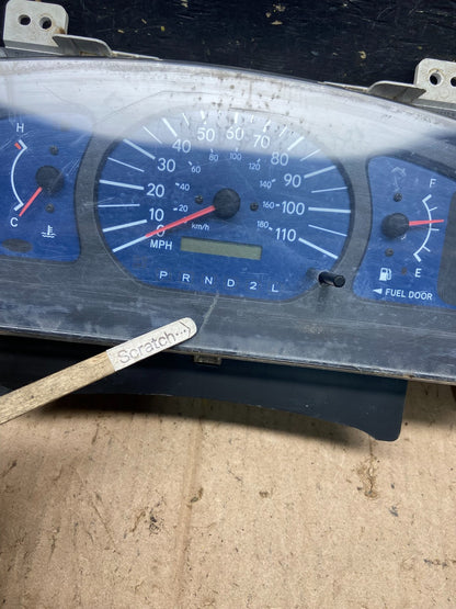 2001 2002 2003 Toyota Sienna Speedometer Cluster Gauge Q0933 DG4