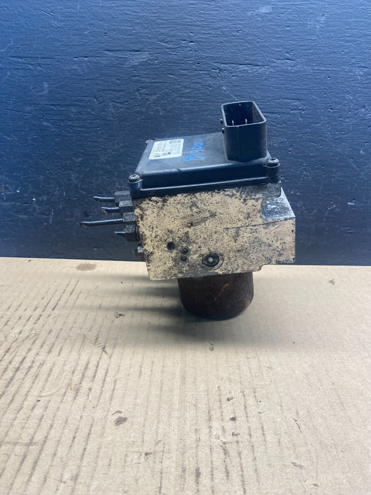 2009 Ford E-150 E150 E250 E350 ABS Anti-Lock Brake Pump Module AC9008 DG2