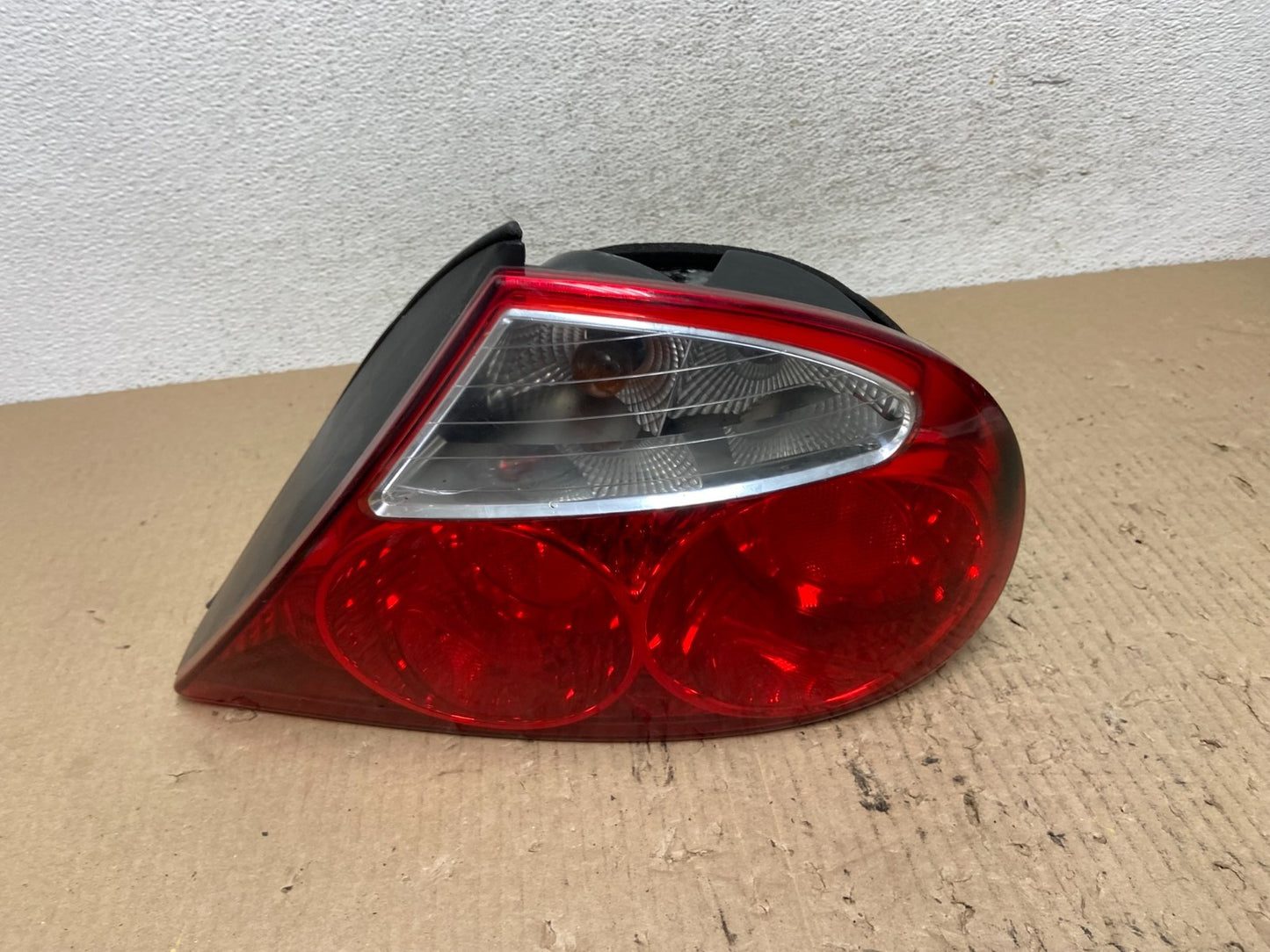 2000 to 2004 Jaguar S-Type Right Passenger RH Side Tail Light AF7000 LK0