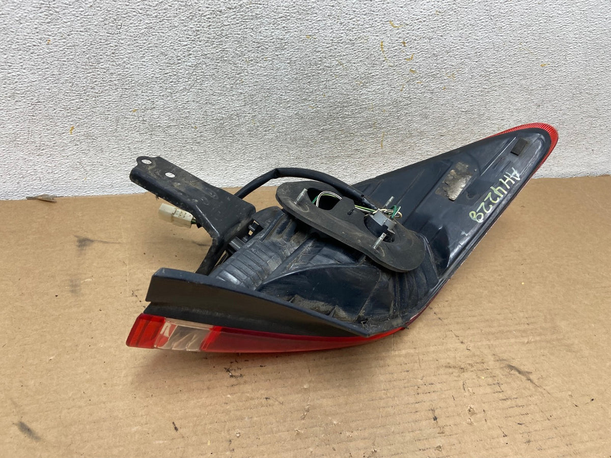 2005-2010 Toyota Avalon Right Passenger Side Tail Light AH4228 LK4