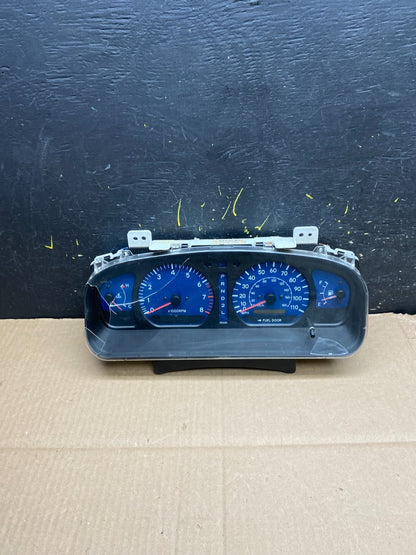 2001 2003 Toyota Sienna Speedometer Cluster Gauge Y2107 DG0