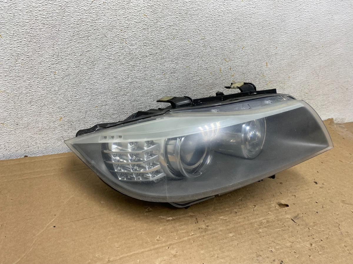 2009-2011 Bmw 3 Series 328i 4/D Sedan Right Passenger Headlight Xenon AH88891