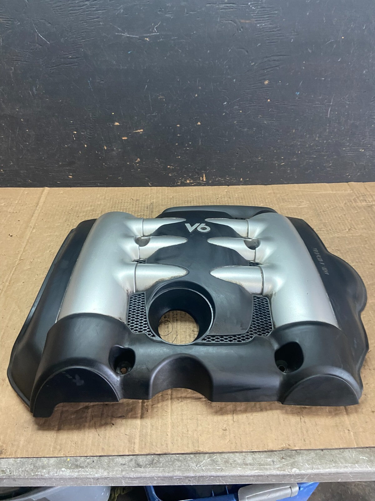 2006 to 2008 Kia Sedona V6 3.8L Engine Motor Cover O3286 PS1