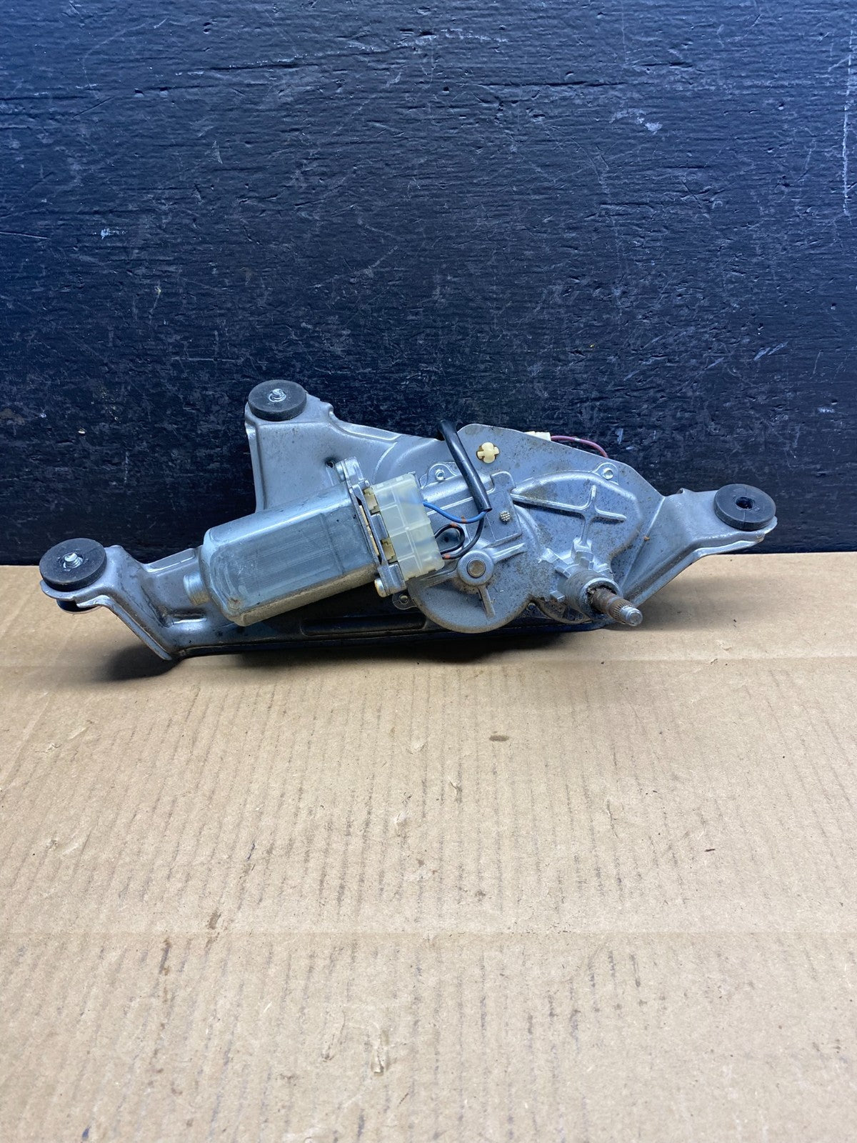 2007 to 2015 Mazda CX-9 CX9 Windshield Rear Wiper Motor ad5037 DG0