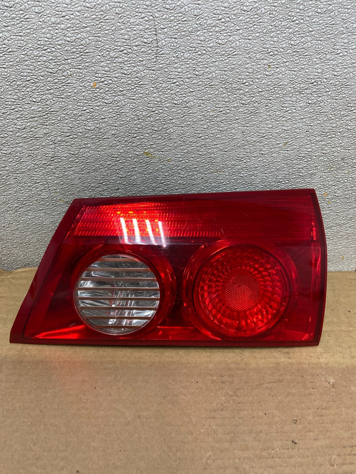 2006 - 2010 Toyota Sienna Right Passenger Side Rh Inner Tail Light Oem AB2602 DW0