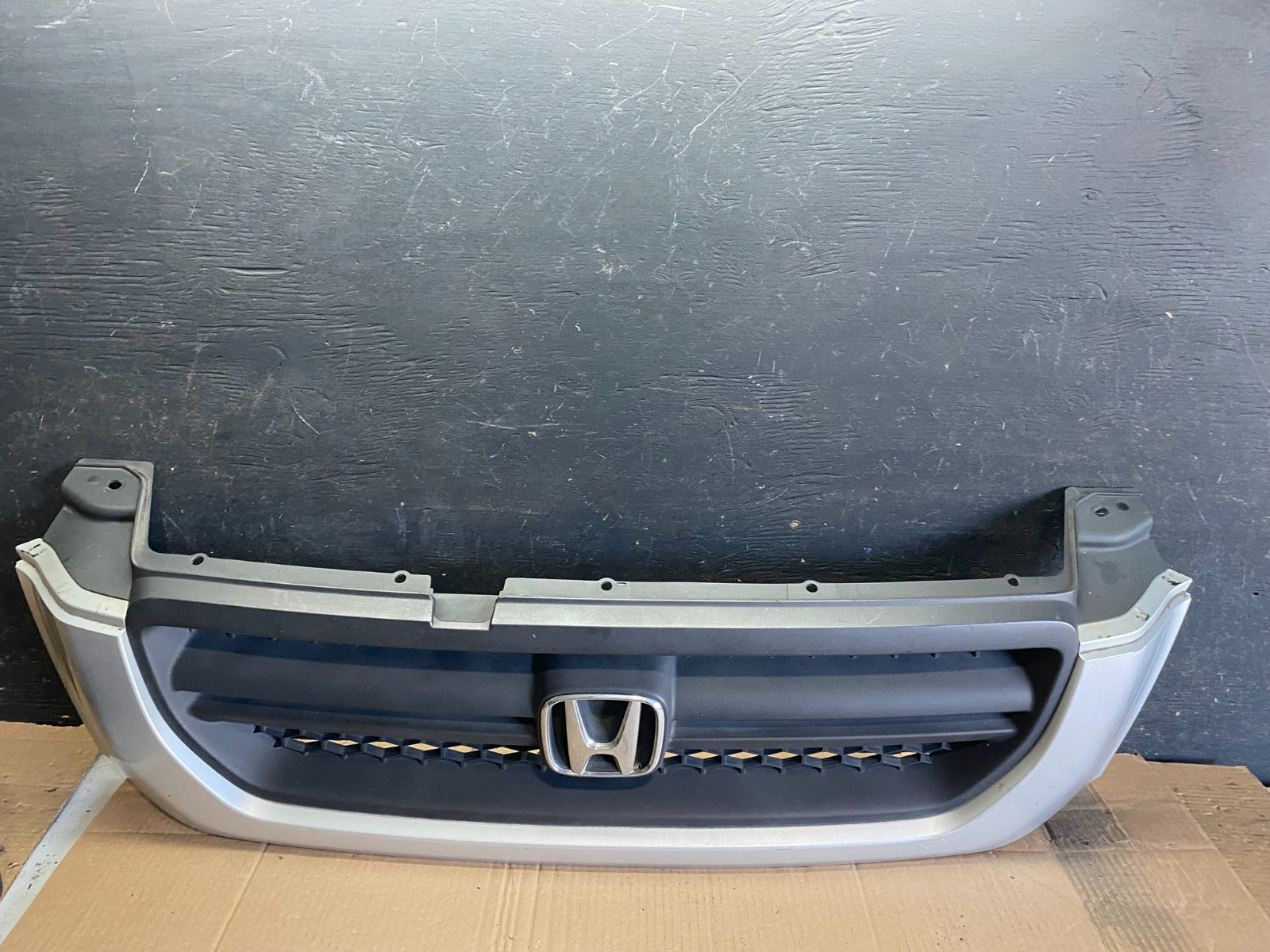 2003 2004 2005 Honda Pilot Front Upper Grill Grille Q0484 DG0