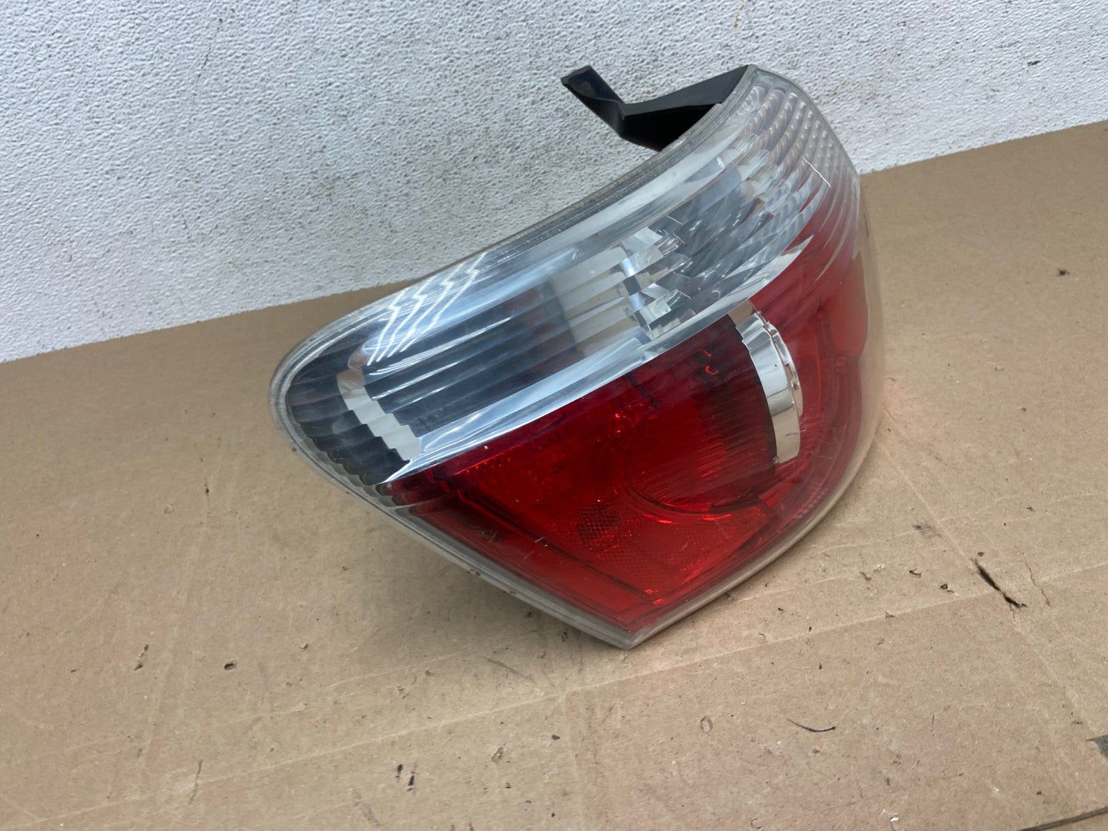 2007 to 2012 GMC Acadia Tail Light Left Side Driver Lh AE5073 LK2