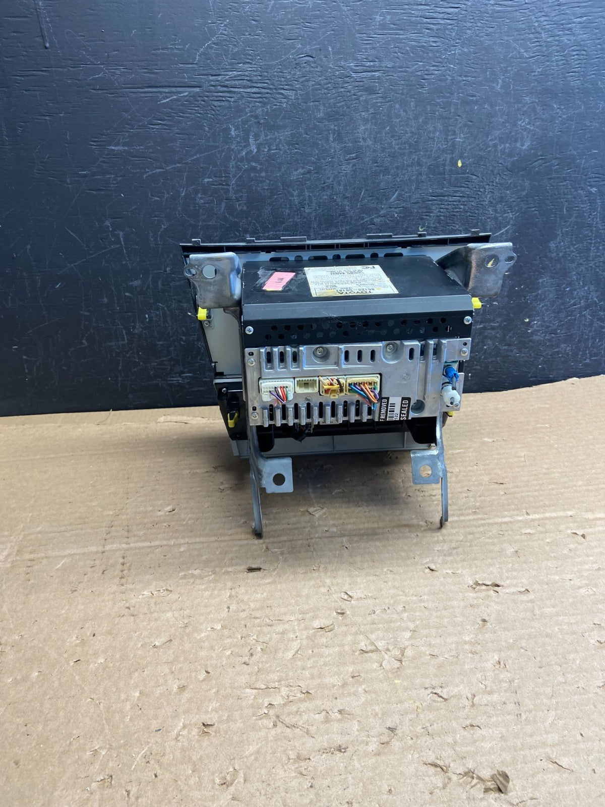 2007 to 2009 Toyota Camry Radio CD Player Climate Control Bezel AF2679 DG3
