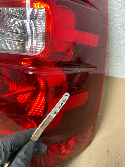 2007-2013 Chevrolet Avalanche Right Passenger RH Side Tail Light AD7735 LK4
