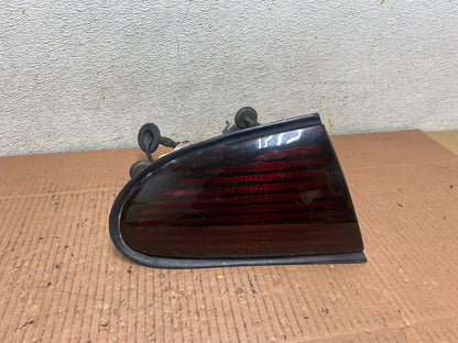 1995 to 2000 Oldsmobile Aurora Left Driver LH Side Tail Light M0188 DW0