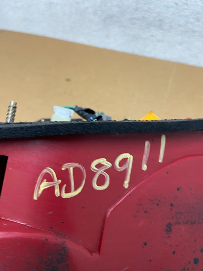 1999 2000 2001 Hyundai Sonata Left Driver Side Tail Light AD8911 DW7