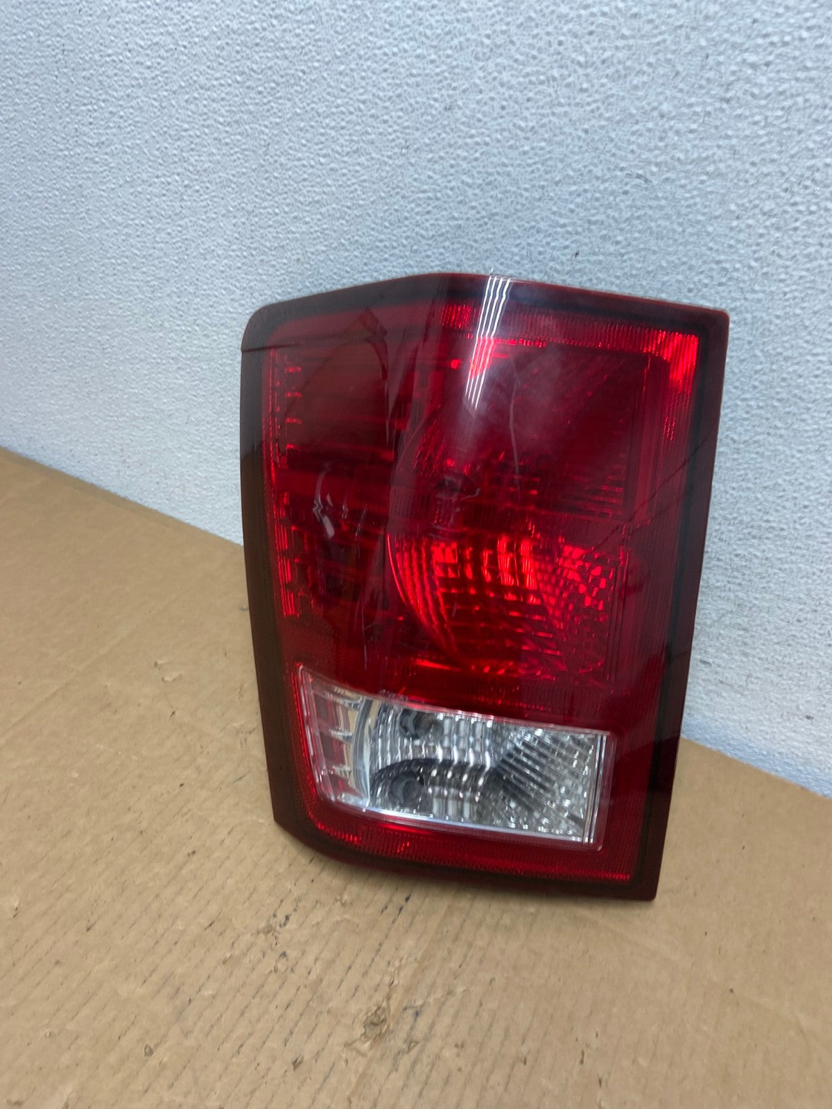 2007 to 2010 Jeep Grand Cherokee Left Driver Lh Tail Light AD0844 LK0