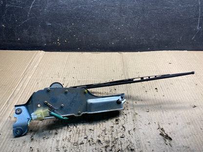 2000 to 2004 Subaru Legacy Rear Windshield Wiper Motor OEM X3974 PS5