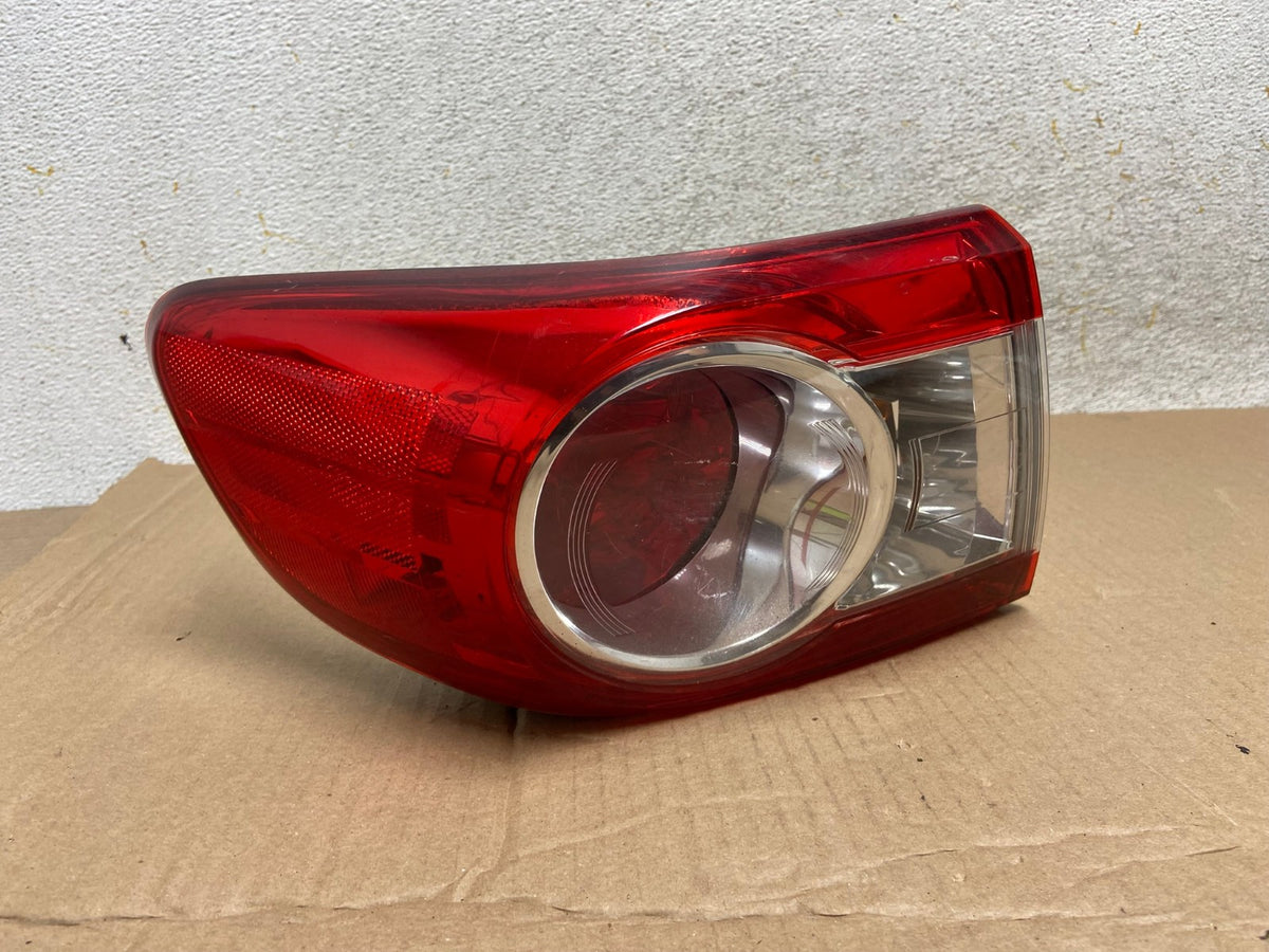 2011 2012 2013 Toyota Corolla Left Driver LH Side Tail Light AI1169 LK0