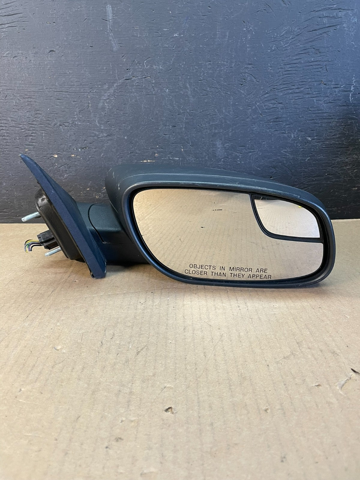 2010 to 2018 Ford Taurus Right Passenger View Door Mirror AD5571 DW5