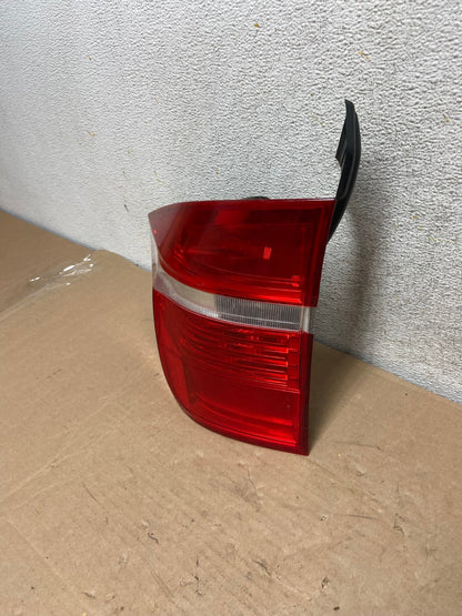 2007 to 2010 Bmw X5 E70 Left Driver Lh Side Tail Light AH9407 LK1