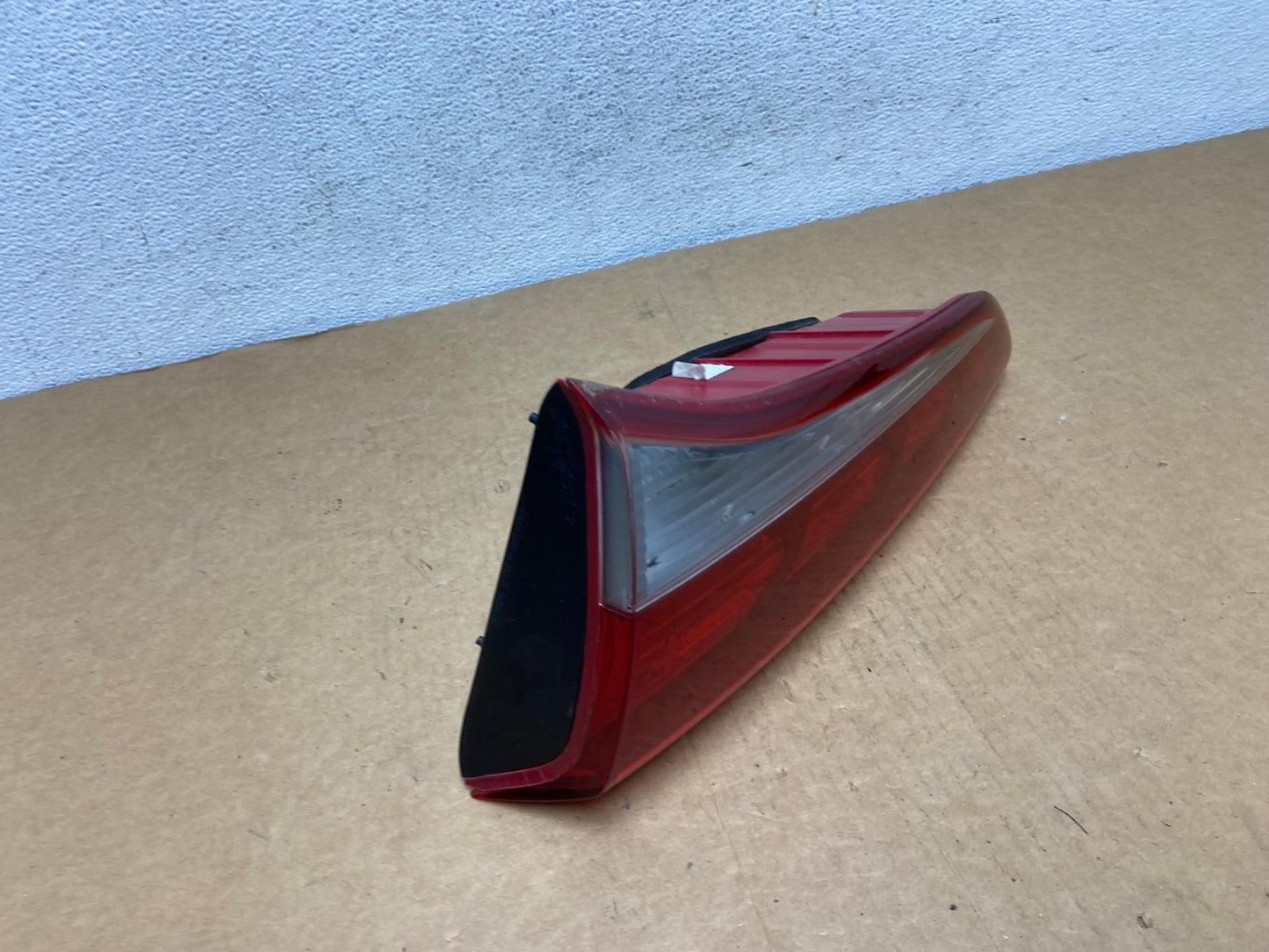 2016 to 2018 Hyundai Tucson Right Passenger RH Inner Tail Light AD4495 LK2