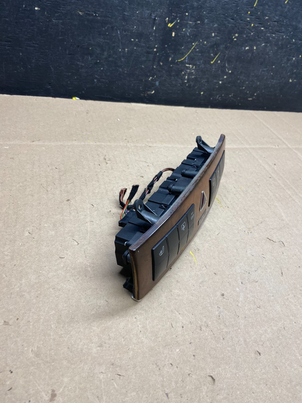 2005 - 2007 Mercedes C230 C240 Center Console Switch Control Unit t9243 DG1