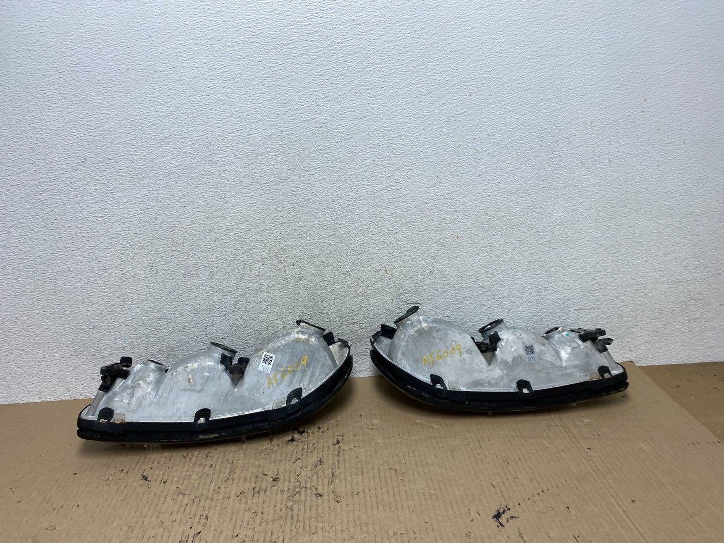 1997 to 2003 Chevrolet Malibu Left+Right Side Headlights AF6009 DW8
