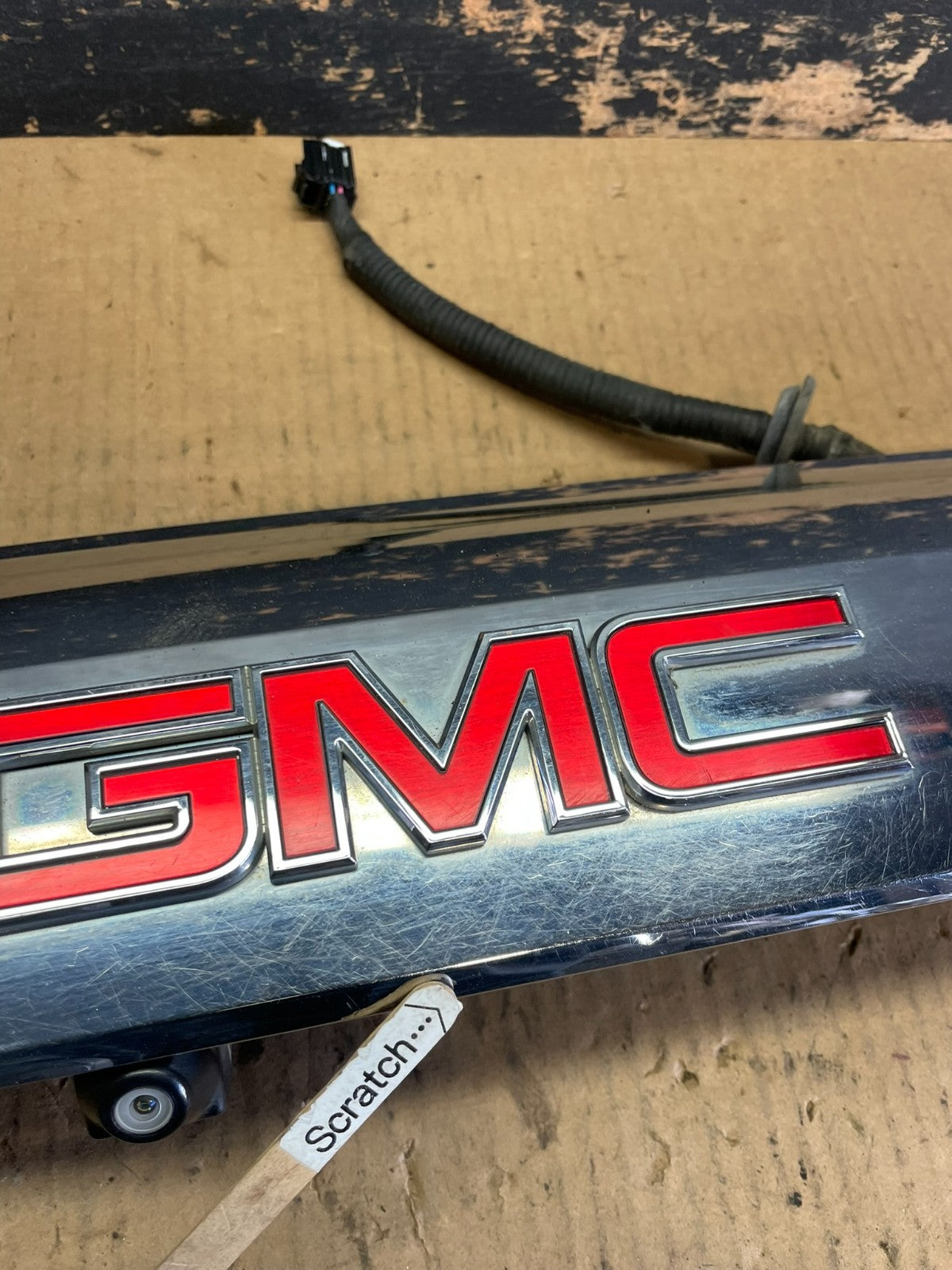 2011 to 2015 GMC Terrain Tailgate Liftgate with Camera Molding OEM AA5955 DG4