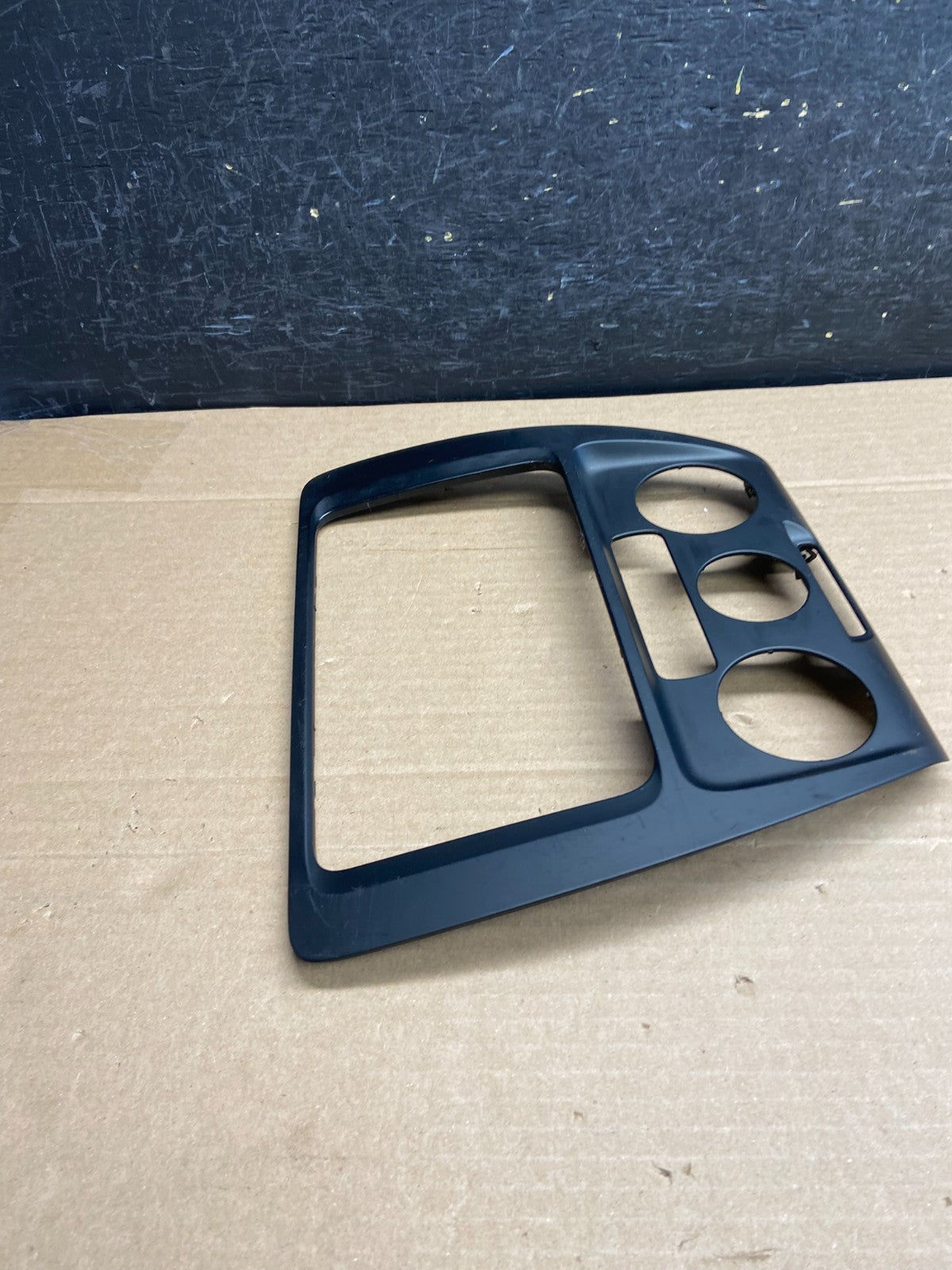 2016 2017 2018 Volkswagen Jetta Panel Radio Climate Control Bezel Trim AG5076 DG1