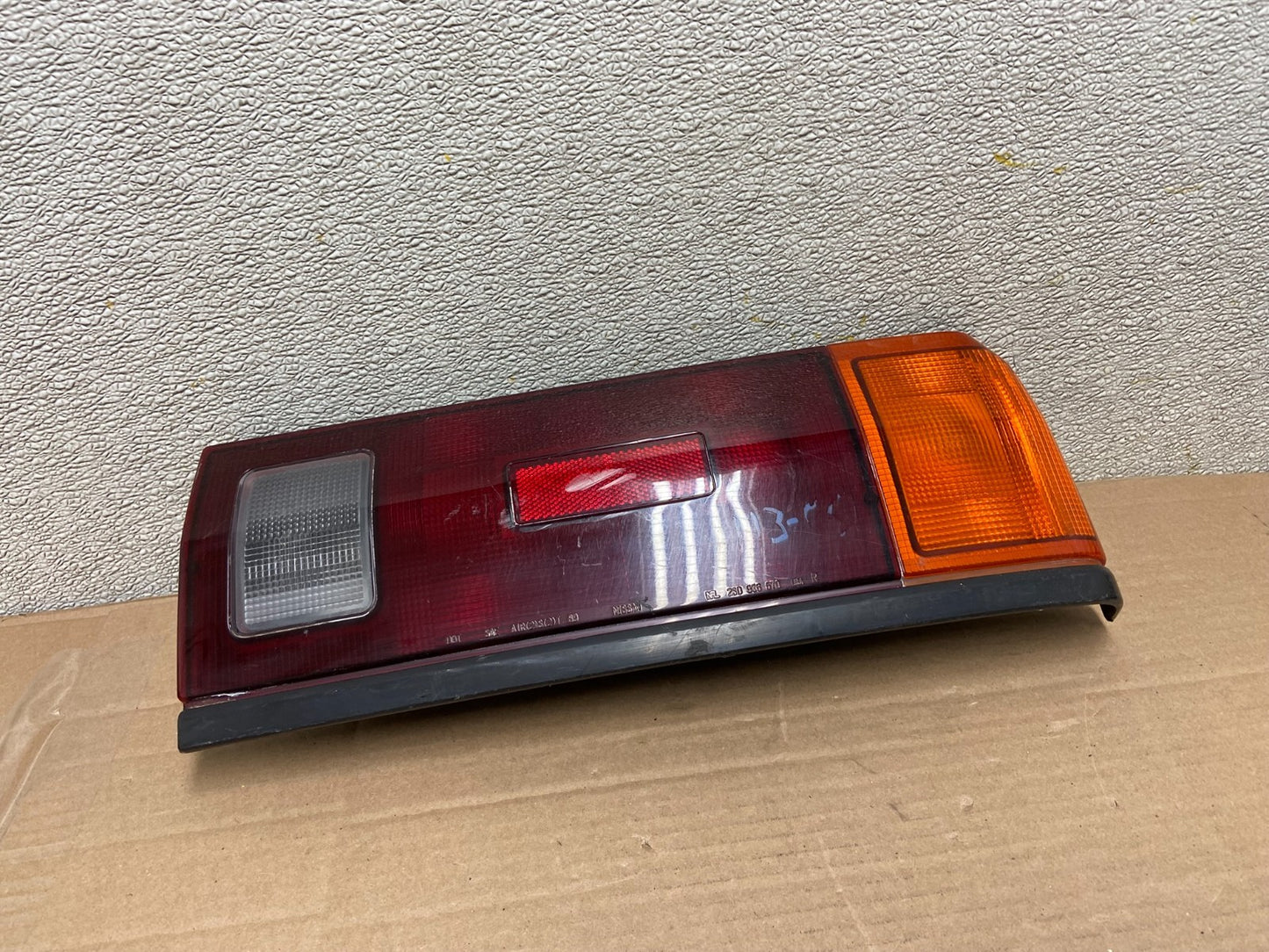 1989 1990 Nissan Sentra Right Passenger RH Side Tail Light Oem aa8675 DG0
