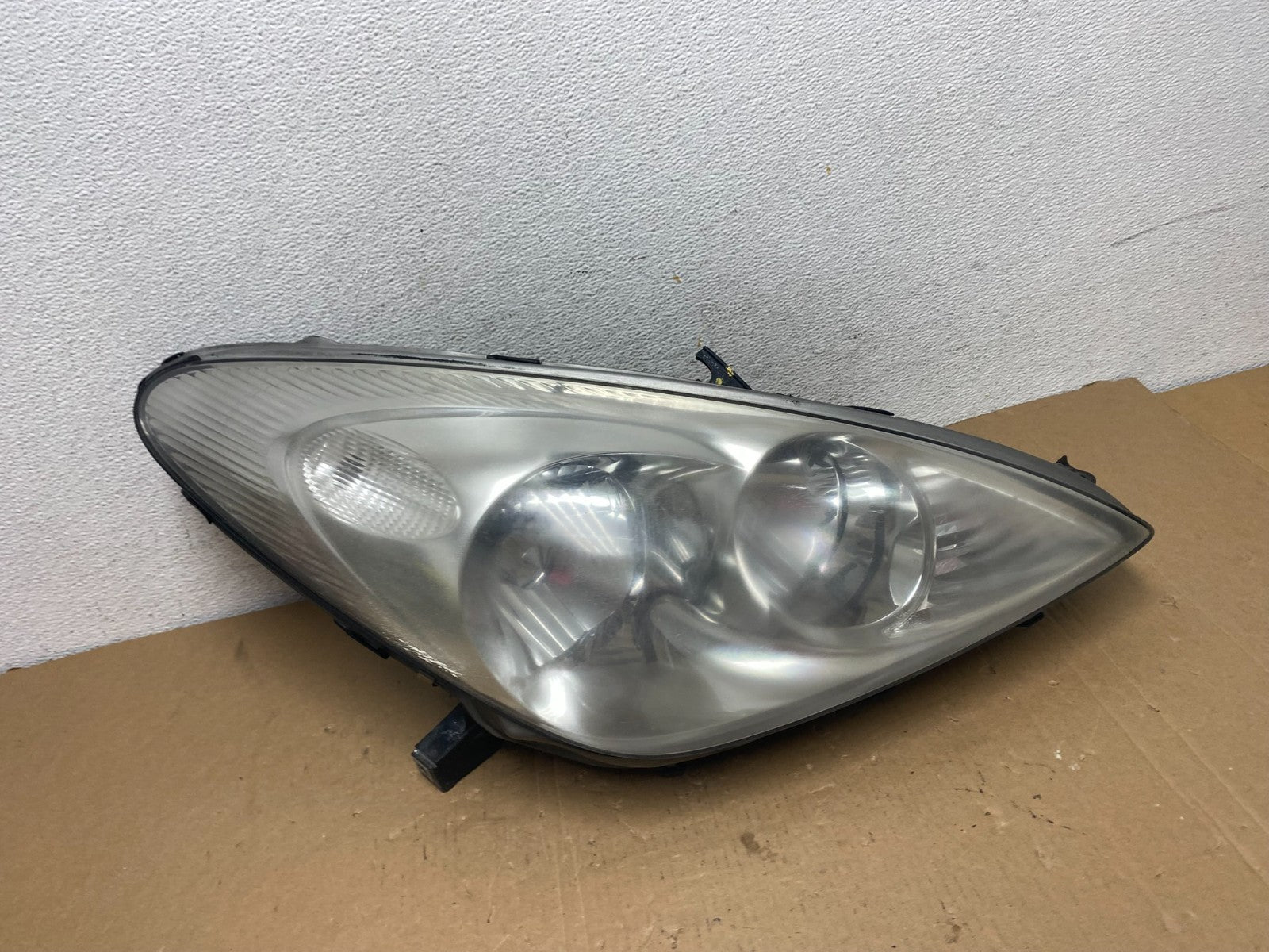 2002 - 2004 Lexus Es300 Es330 Right Passenger Headlight Hid Xenon AD7944 DW0