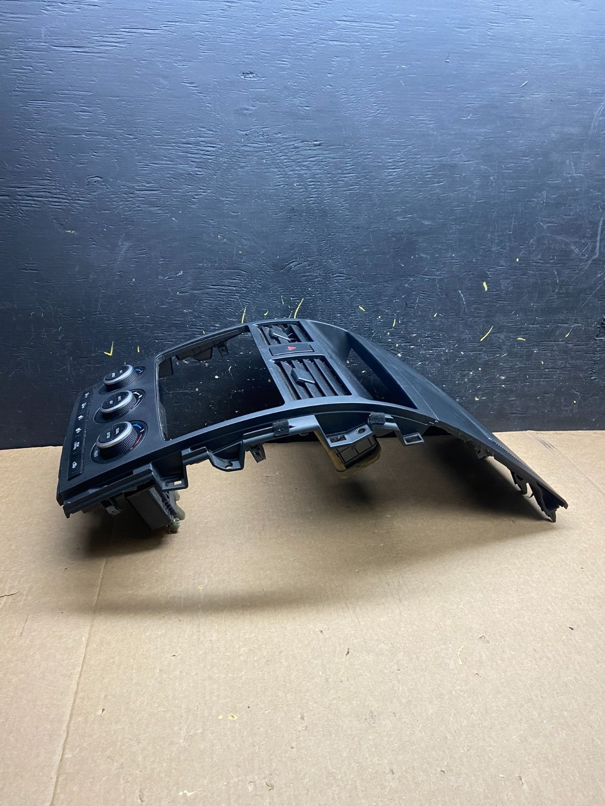 2007 - 2009 Mazda CX-9 Radio Dash Trim Bezel W/Vent AC Climate Control x6543 DG1