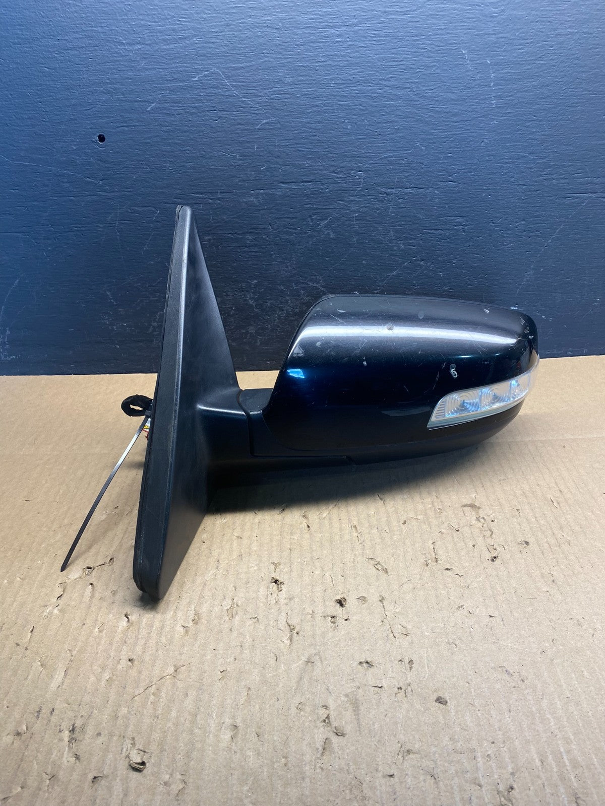 2011 - 2015 Kia Sorento Left Driver Lh Side Door Mirror Turn Signal AC26310