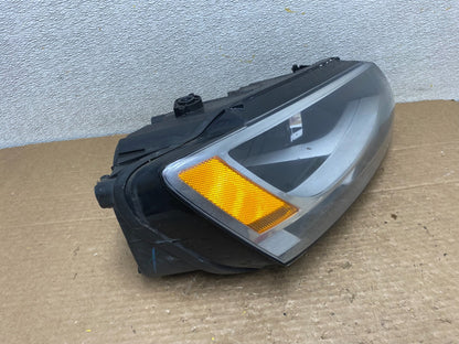 2011 to 2014 Volkswagen Jetta Right Passenger RH Headlight Halogen Z3034 PS2