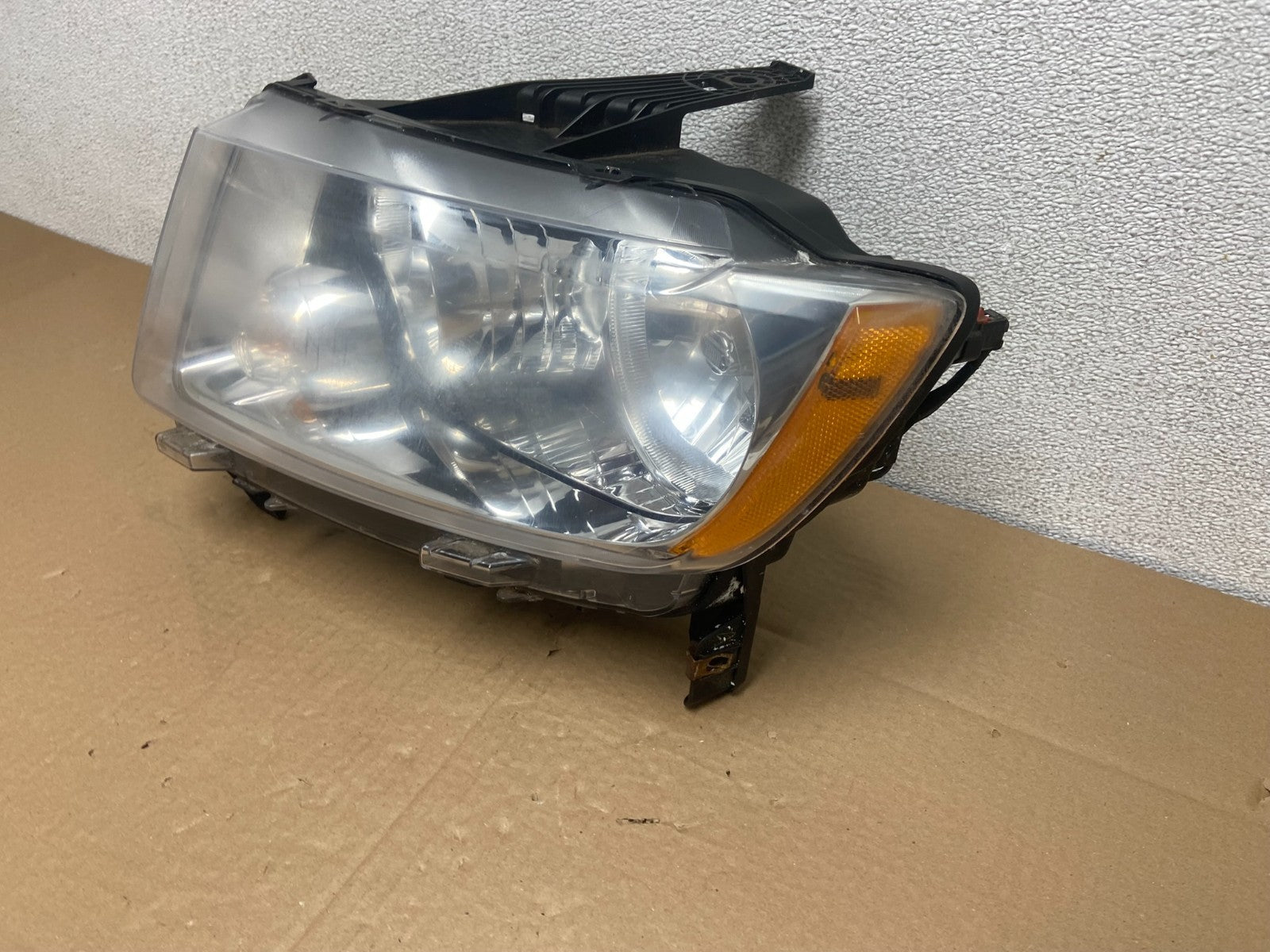 2011 to 2013 Jeep Grand Cherokee Halogen Left Driver Lh Headlight Oem AB6119 DW1