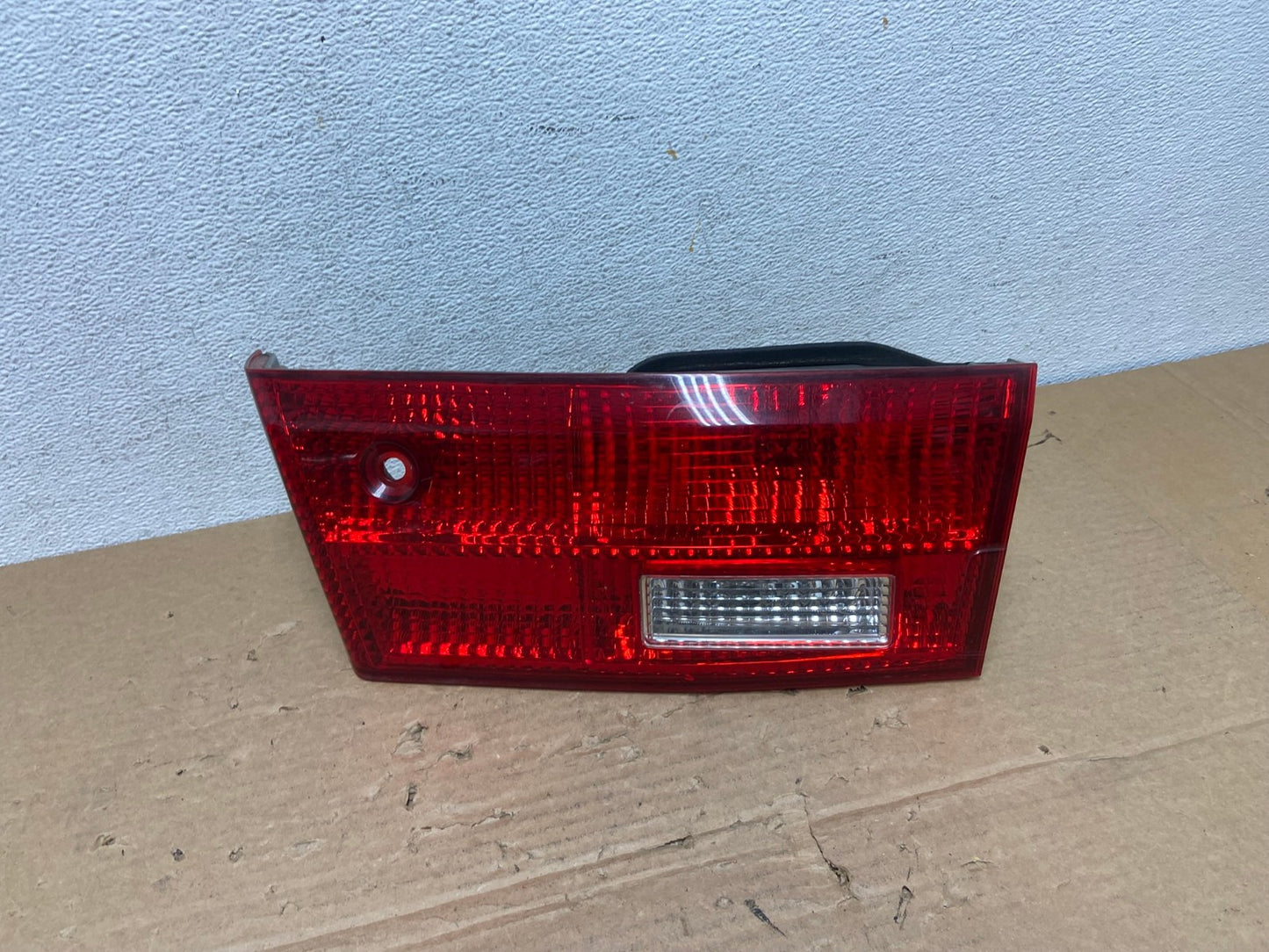 2005 Honda Accord Sedan Right Passenger Inner Tail Light AD3990 LK0
