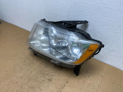 2011 to 2013 Jeep Grand Cherokee Halogen Left Driver Lh Headlight AD0520 DW1