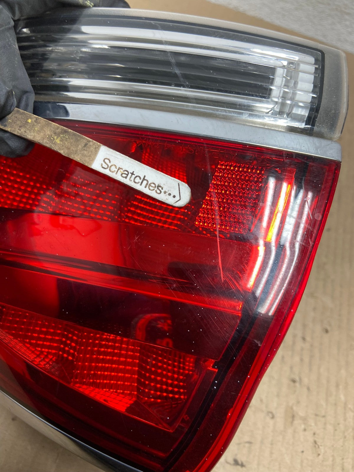 2011 to 2015 Lincoln MKX Right Passenger RH Side Tail Light AF5940 LK3