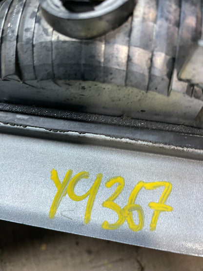 2004 to 2007 Infiniti QX56 License Plate Panel With Camera Y9367 DG10
