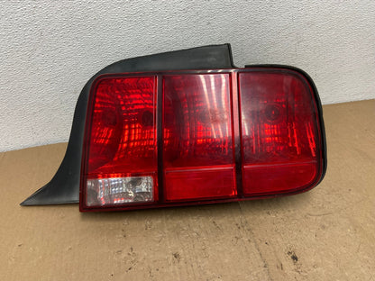 2005 - 2009 Ford Mustang Right Passenger RH Side Tail Light AC5885 LK0